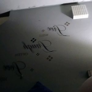 Meet your Posher, Dennis